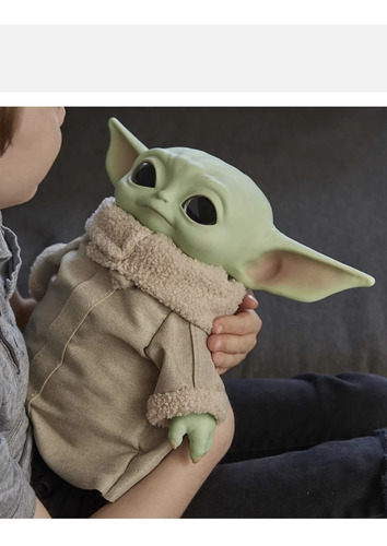 Star Wars Mandalorian Grogu Squeeze & Blink Sonidos Parpadea