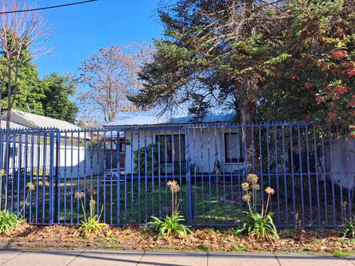 Casa En Diagonal De Talca, Ideal Servicios, Comercio, Y Más.