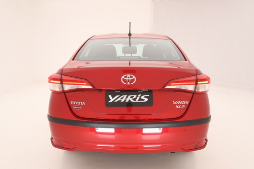 Imagen 5 de 14 de Toyota Yaris 1.5 107cv Xls 4p