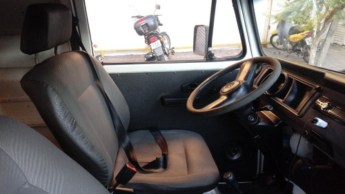 Volkswagen Kombi 2013 1.4 Total Flex 3p