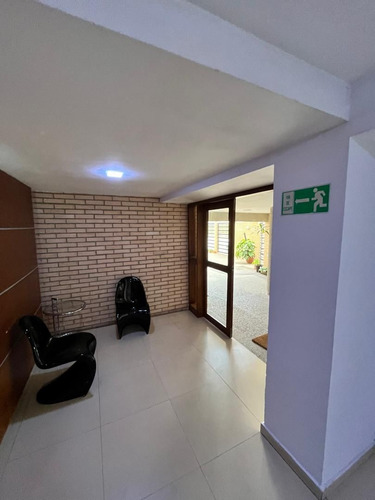 Apartamento En Mañongo Residencias Trébol Plaza Mar - Dlp
