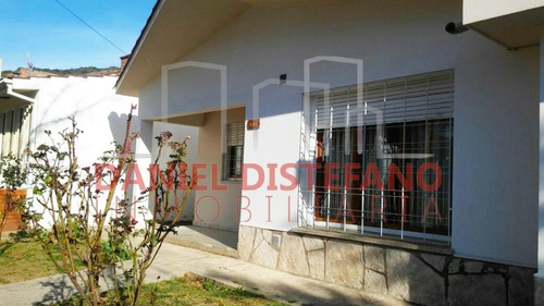 Imagen 1 de 10 de Casa 2 Dormitorios En Venta - Barrio Malvinas Villa Carlos Paz