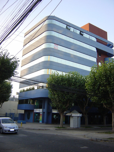 Oficina Excelente Ubicación Sector Poniente