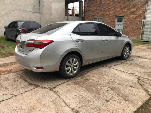 Imagen 5 de 14 de Toyota Corolla 2014 1.8 Xli Cvt 140cv