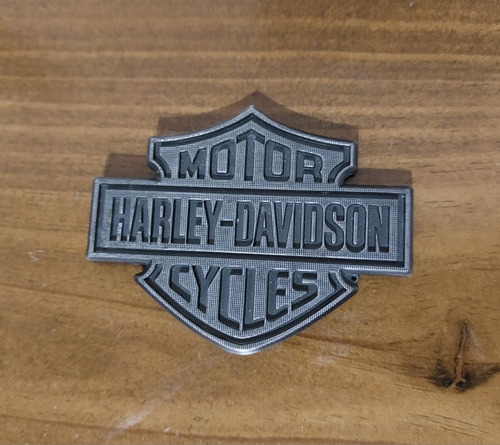 Emblema Izq Tanque Harley Davidson Sportster Forty Iron