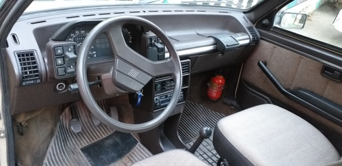 Imagem 2 de 10 de Fiat Premio Cs 1.5