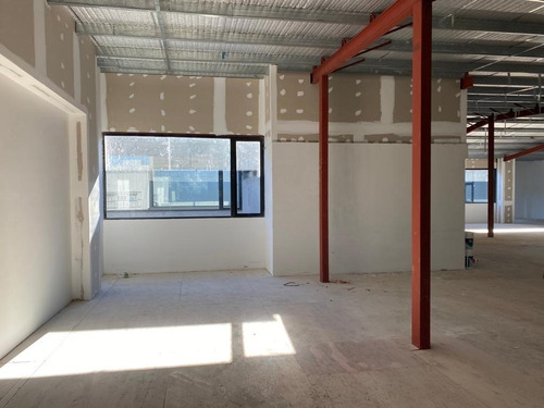Imagen 2 de 12 de Espacio En 1 Piso Ituzaingo Centro