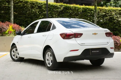Chevrolet Onix LT