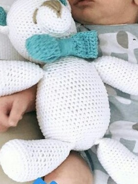 Imagem 6 de 12 de Ursinho De Croche Amigurumi Branco Baby 26cm Toy Art Newborn