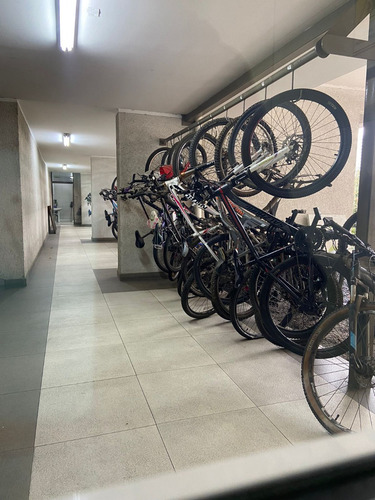 Depto A Pasos De Alameda De 1 Dormitorio Casi Nuevo