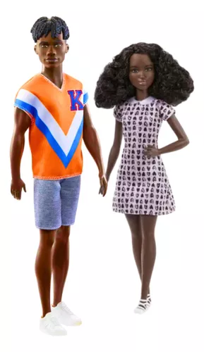 Casal Barbie & Ken Naf Naf 1993 - R$ 210,00  Coisas de barbie, Barbie e  ken, Roupas para barbie