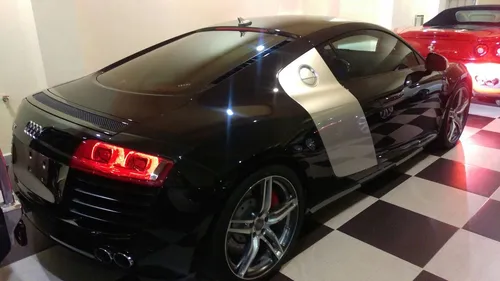 Audi R8 4.2 Quattro 6vel At