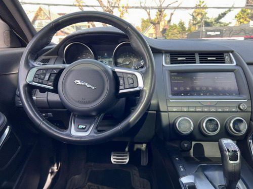 Jaguar E-Pace P250 R DYNAMIC