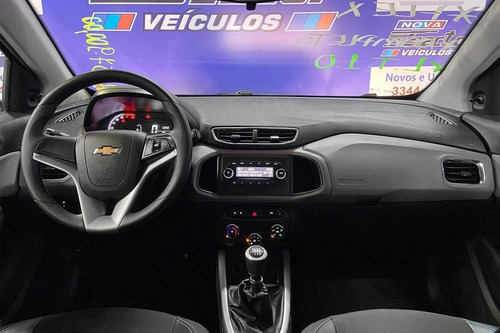 Imagem 4 de 5 de Chevrolet Onix 1.0 Mpfi Lt 8v Flex 4p Manual