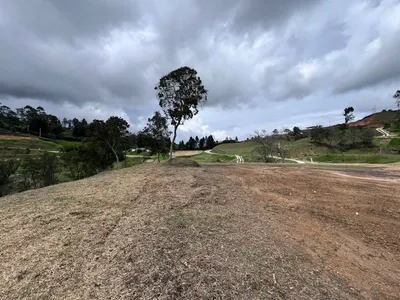 Lote y casalote en venta