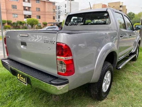 Imagen 6 de 9 de Toyota Hilux 2015 2.7 Chasis Cabina Mt