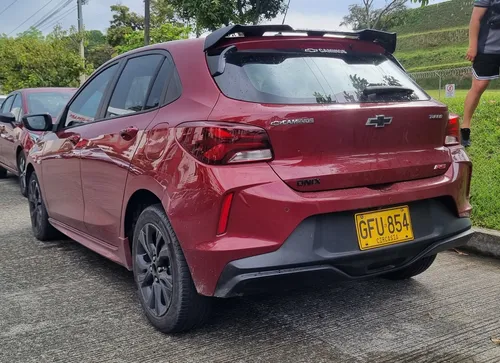 Chevrolet Onix 1.0T Rs Mt
