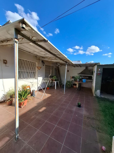Vendemos Casa De Dos Dorm. En B° San Rafael Apto Credito