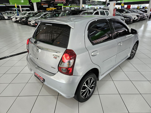 Toyota Etios Etios Platinum 1.5 (Flex) (Aut)