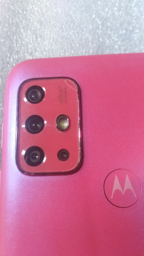 Motorola G20 Con Detalle En Cristal Rosa Chicle (Usado)