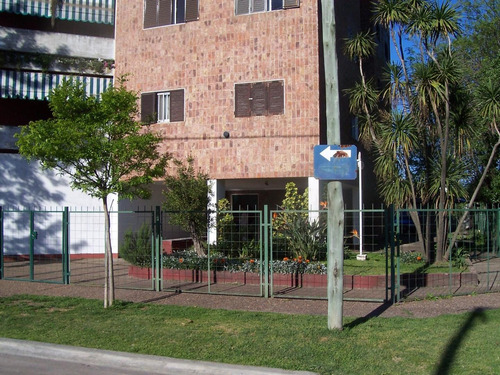 Imagen 2 de 12 de Excelente Departamento