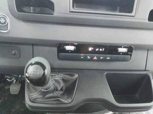Sprinter 417 Escolar Com 28 Lugares E Patamar