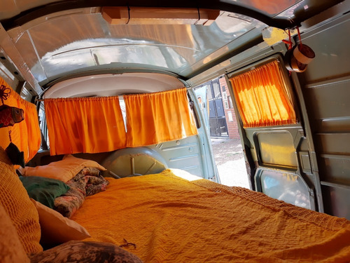 Volkswagen Kombi T2 Celeste Original