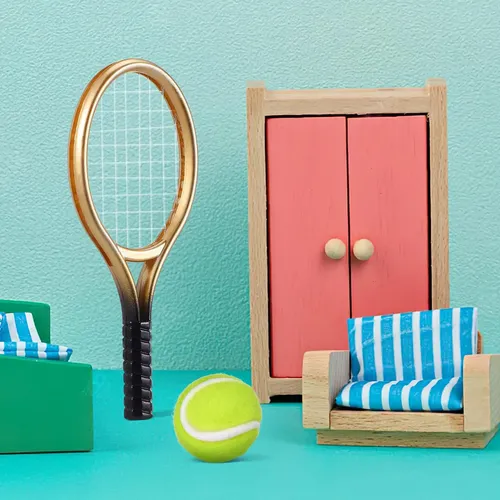 Yardwe 2 Juegos De Mini Raquetas De Tenis Y Pelotas Para Casa De Muñecas, Accesorios De Plástico A Escala 1:12, Ideales Para Decorar Y Jugar