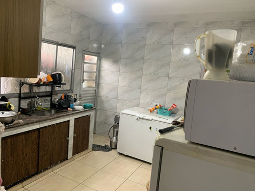Casa Com 1 Quarto , 1 Quarto Com Suíte E Ar Condicionado