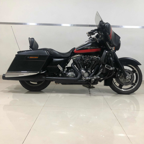 Imagen 2 de 17 de Harley Davison Usada Street Glide Con Varios Accesorios