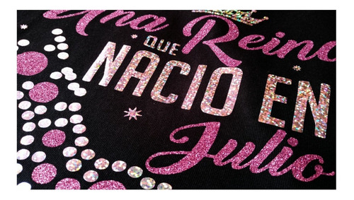 Imagen 2 de 2 de Playera Dama Una Reina Nació En (mes) Con Glitter Brillos