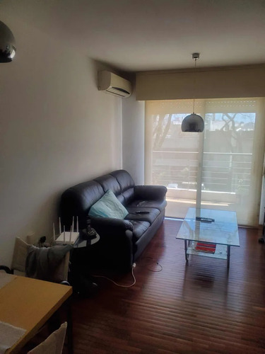 Vendo Apartamento En Malvin Sur, 2 Dorm. , 2 Baños Y Garage