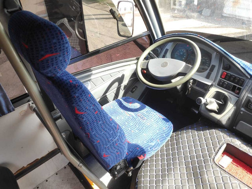 Imagem 10 de 15 de Micro Onibus Volare V8 Ano 2010a/c Troca 30lugares R$94.990