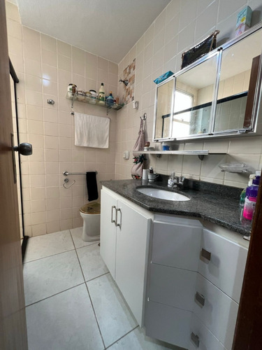 Direto C/ Proprietário - Apt 2qts, 2wc, Varanda, Frente - Jd. Da Penha