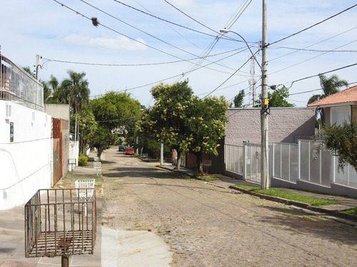Imagem 6 de 14 de M.a.g.n.í.f.i.c.a Residência Com Piscina