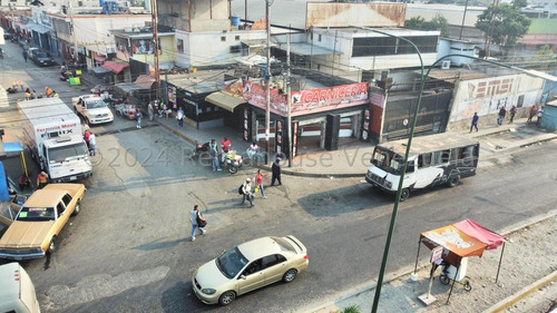 Local Comercial En Venta En Av Principal Del Oeste De Barquisimeto, Lara *mc *  Flex 24 20275