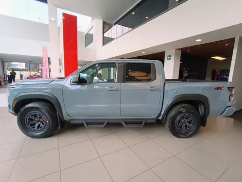 Nissan Frontier 3.8 V6 Pro-4X 4Wd At