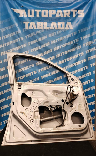 Puerta Delantera Izquierda Chevrolet Montana 2014 (Usado)