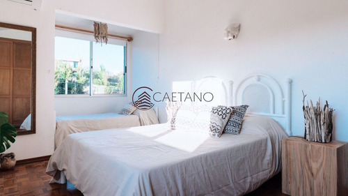 Imagen 17 de 30 de Venta Casa 7 Dormitorios Manantiales. - Manantiales El Chorro