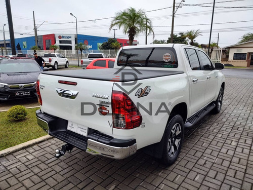Imagem 5 de 15 de Toyota Hilux 2.8 Srx 4x4 Cd 16v Diesel 4p Automático