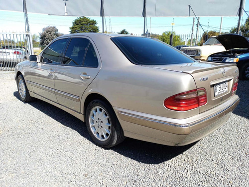 Imagen 5 de 12 de Mercedes-benz Clase E 2000 2.7 E270 Cdi Elegance Plus At