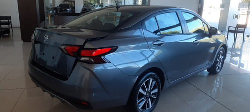 Nissan Versa Advance