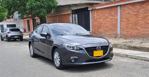 Mazda 3 2.0 Touring