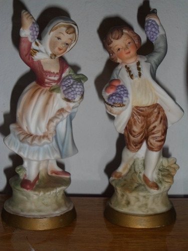 1167- Pareja Figuras Capodimonte Vendimia Cosecha De Uva