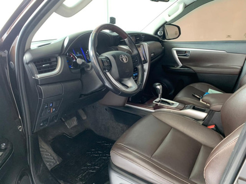 Toyota Sw4 Srx 4x4 2.8 Tdi At 7 Asientos U/m 2017 117.000 Km