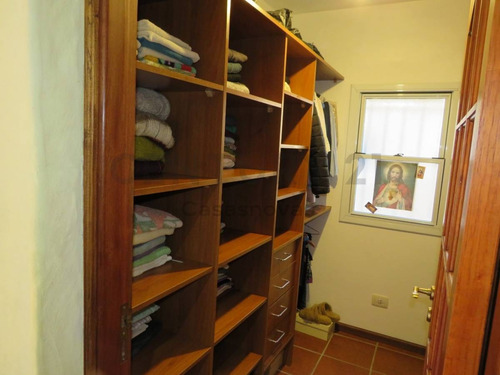 Imagen 16 de 30 de Casa En Venta En Ezeiza Con Pileta Y Casa De Caseros