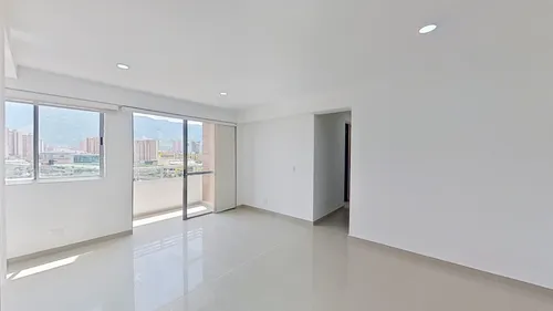 Gran Apartamento En Niquia, Código 53