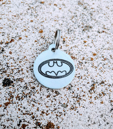 Chapita Para Perros Redonda Con Dibujo De Batman 32mm Diamet