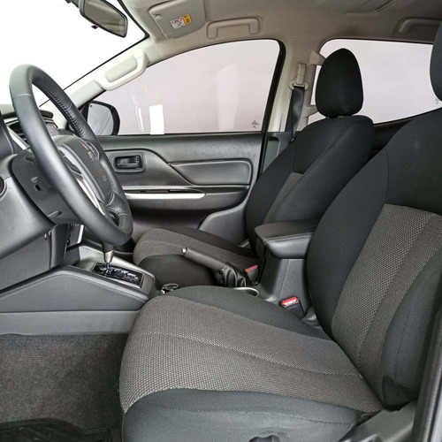 Imagem 14 de 15 de Mitsubishi L200 Triton 2.4 16v Turbo Diesel Sport Gls Cd 4p