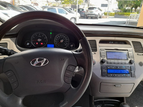 Imagem 5 de 8 de Hyundai Azera 3.3 V6